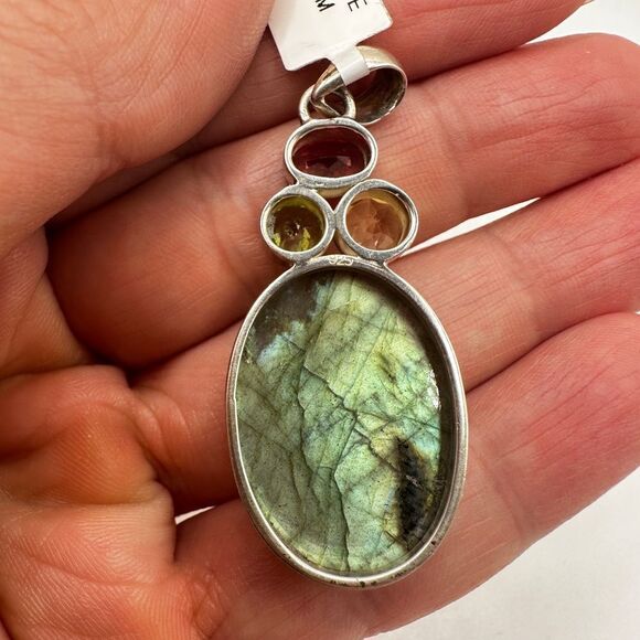 NWT Labradorite cabochon with faceted multi-gemstone pendant in Bali 925! - Picture 8 of 11